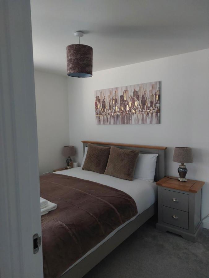 Beautiful 4-bedroom House With Private Garden & Parking Hébergement de vacances Édimbourg